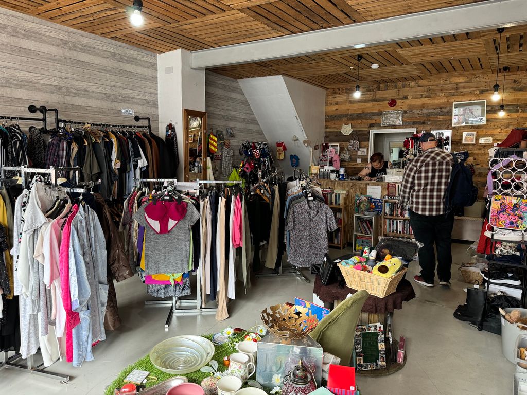 Property photo 3 of 24