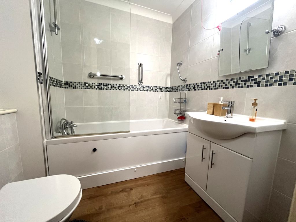 Property photo 2 of 10 Image