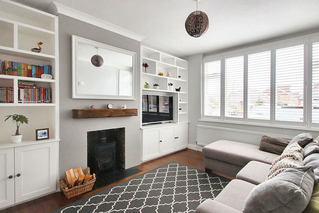 Property photo 3 of 14