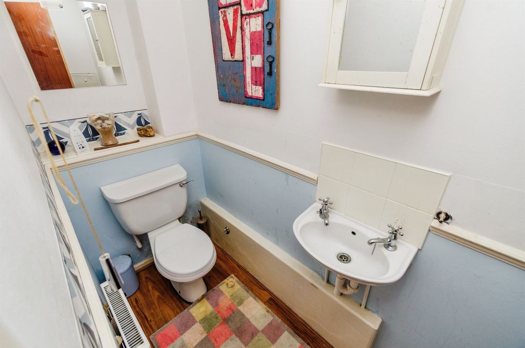 Property photo 3 of 17