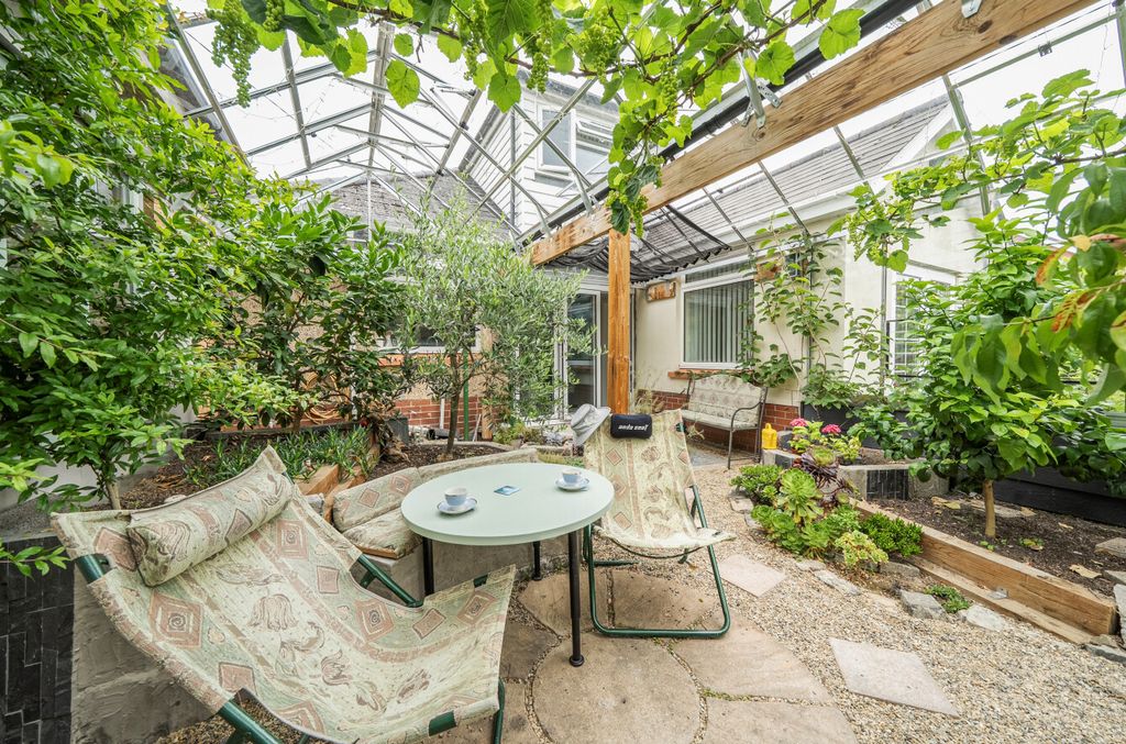 Property photo 2 of 22 1479314-23-6A341d...