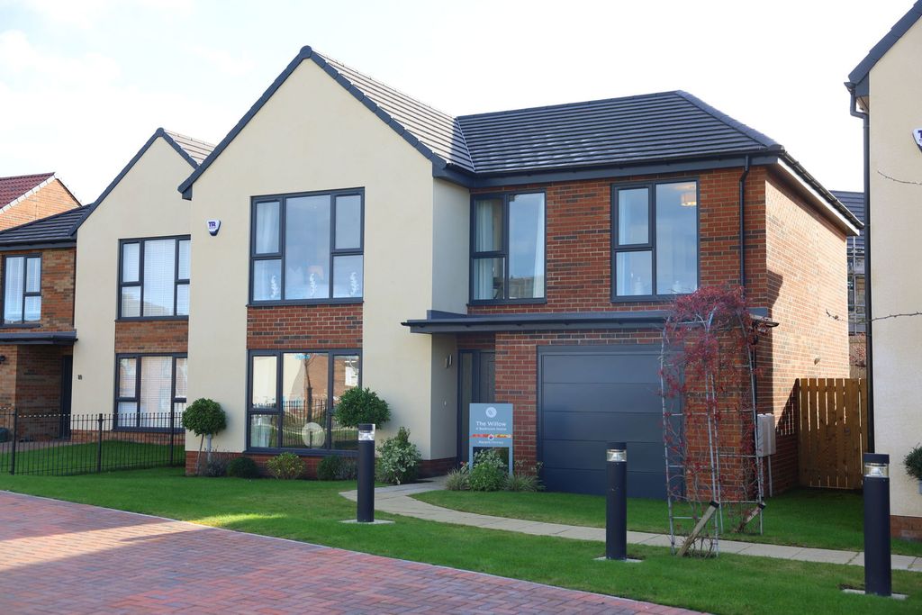 Property photo 1 of 1