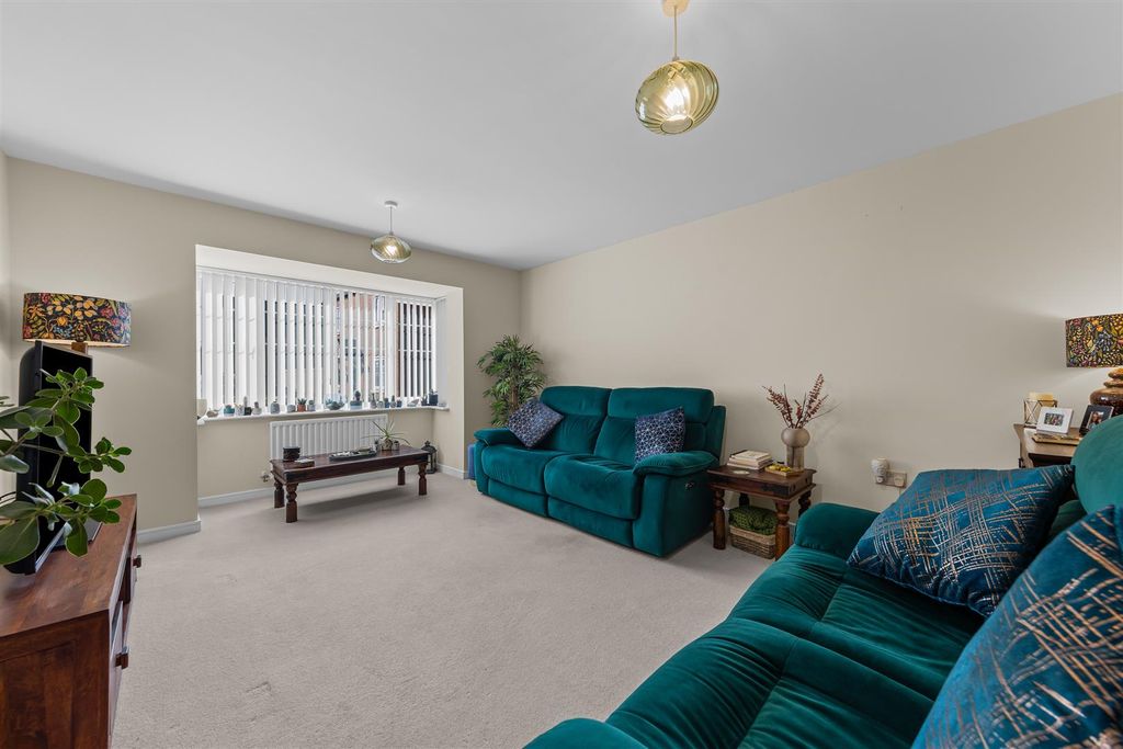 Property photo 2 of 29 2Rockinghamriseweb14.Jpg
