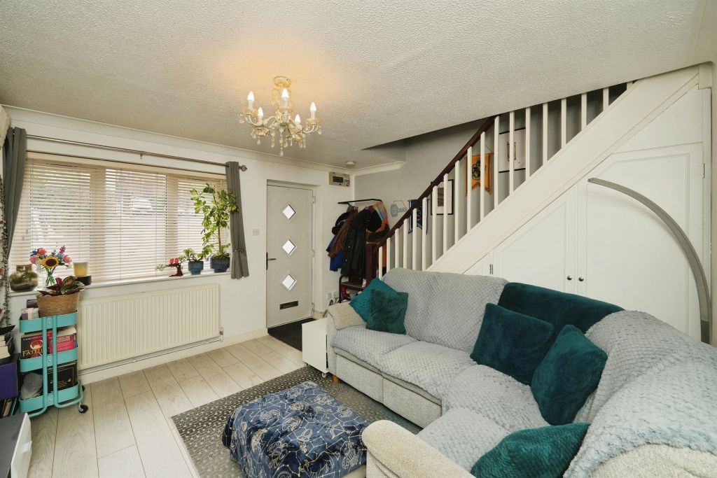 Property photo 3 of 9