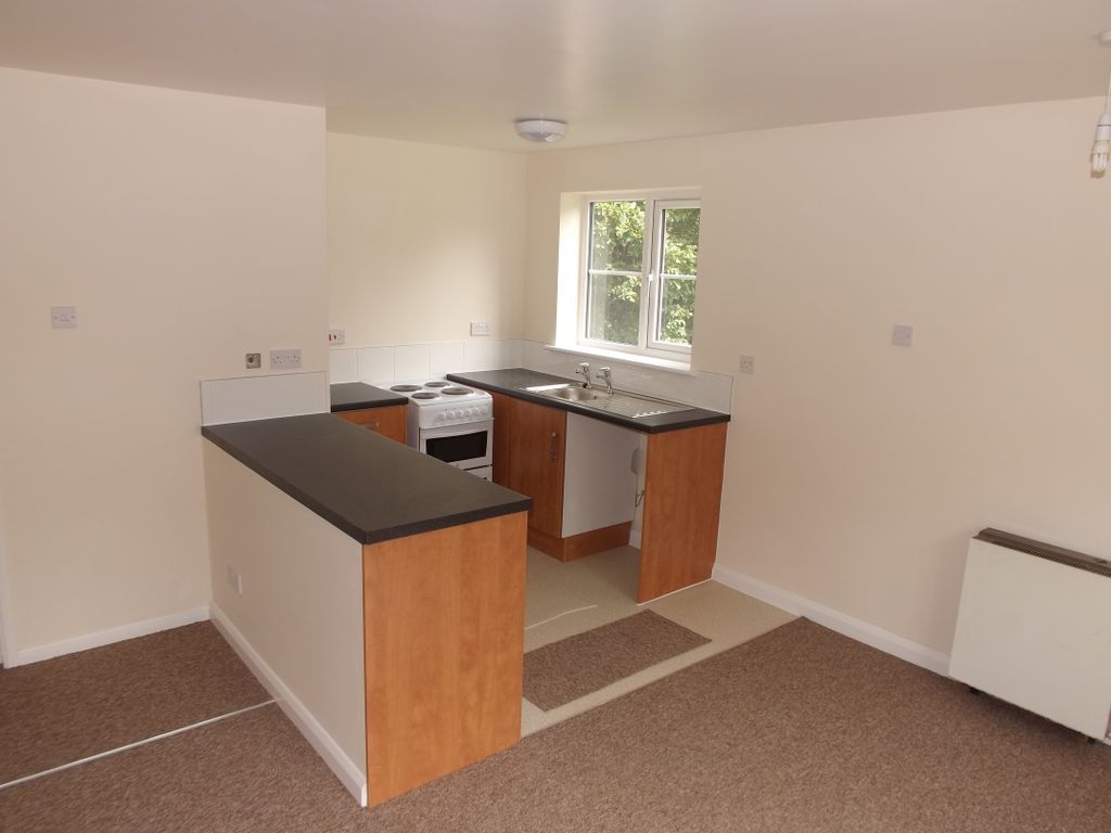 Property photo 1 of 6 Kitchen
