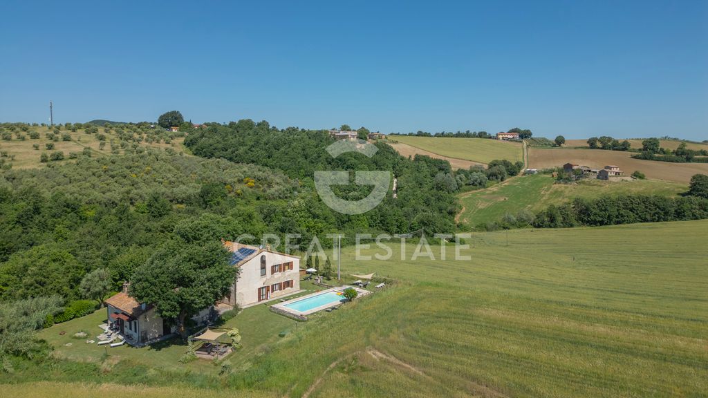 Property photo 3 of 51