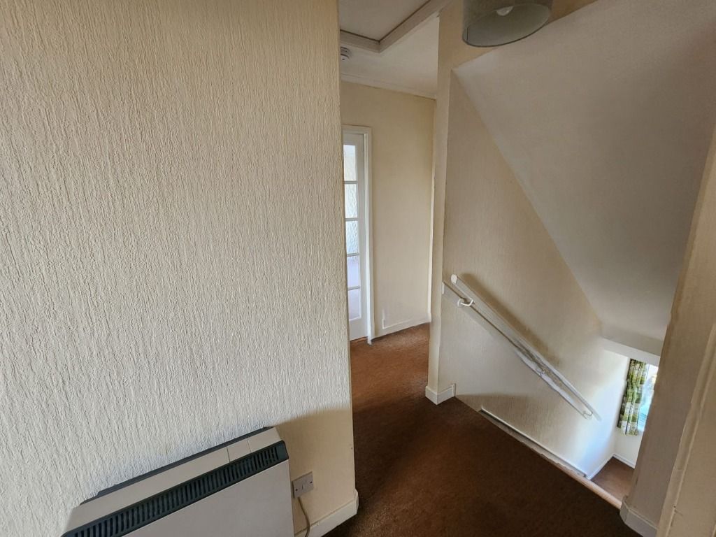 Property photo 3 of 11 Photo 3