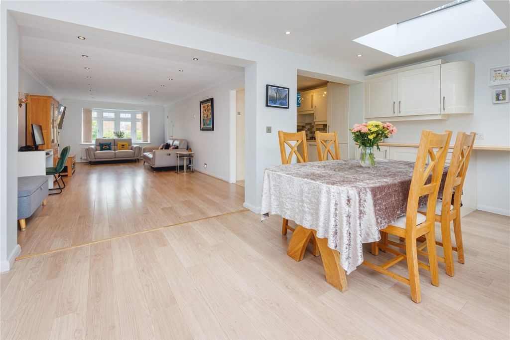 Property photo 2 of 23 Picture No. 48