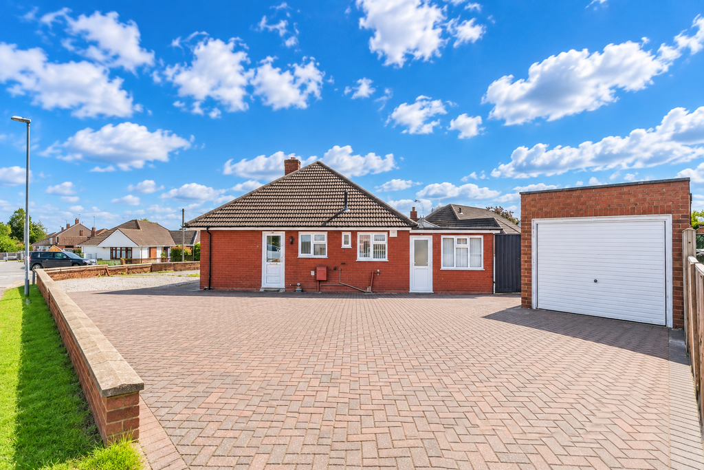 Property photo 2 of 18 Detached Garage With Driveway