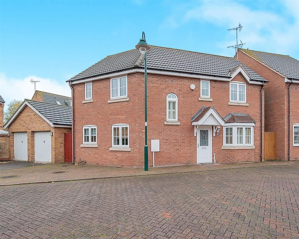 Property photo 1 of 9 Front