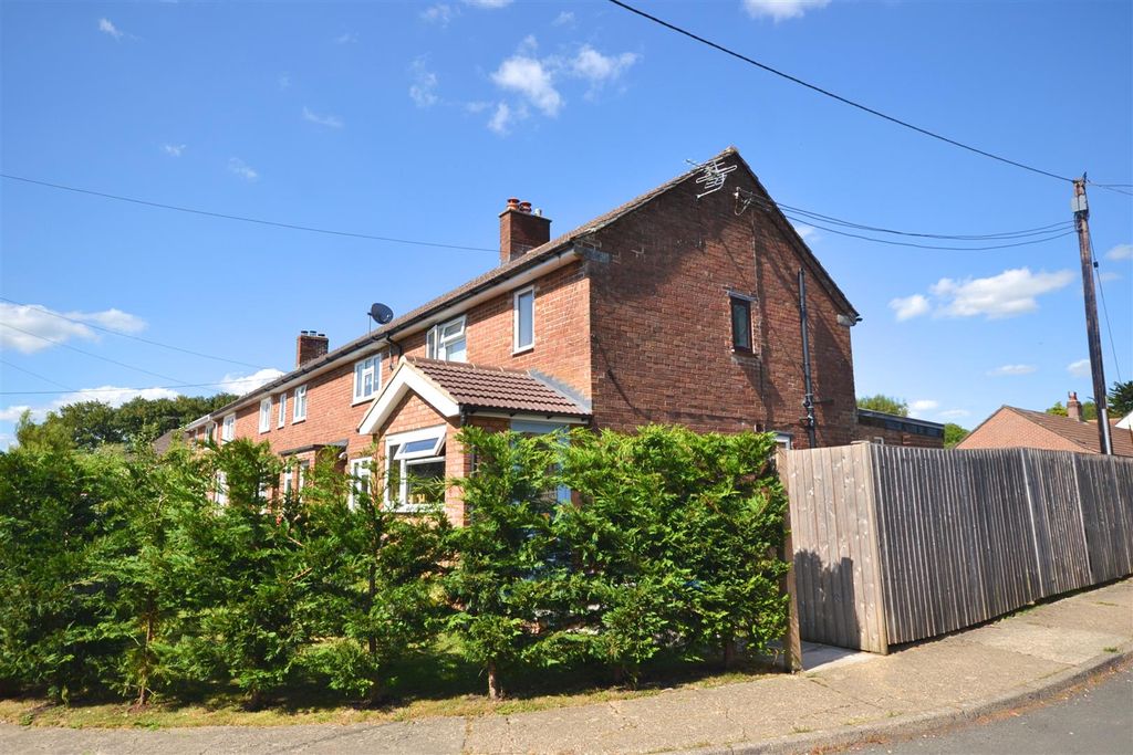 Property photo 1 of 11 Front (19).Png
