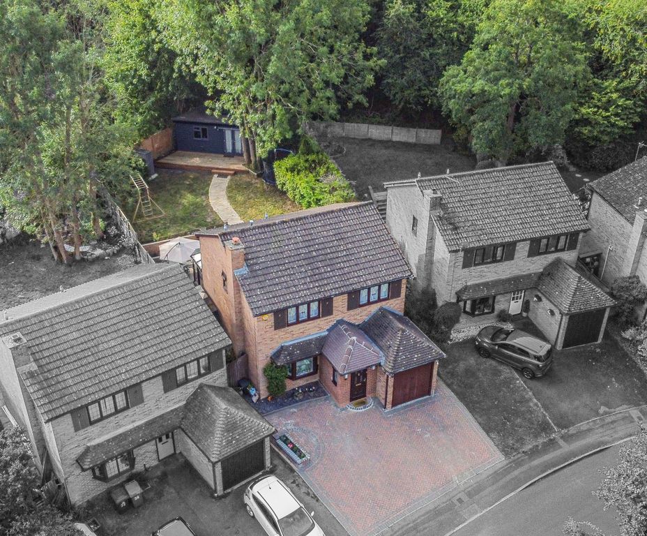 Property photo 1 of 21