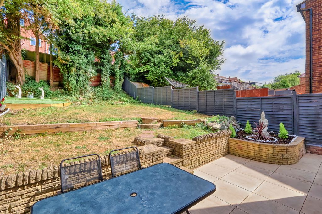 Property photo 3 of 15 Picture No. 28