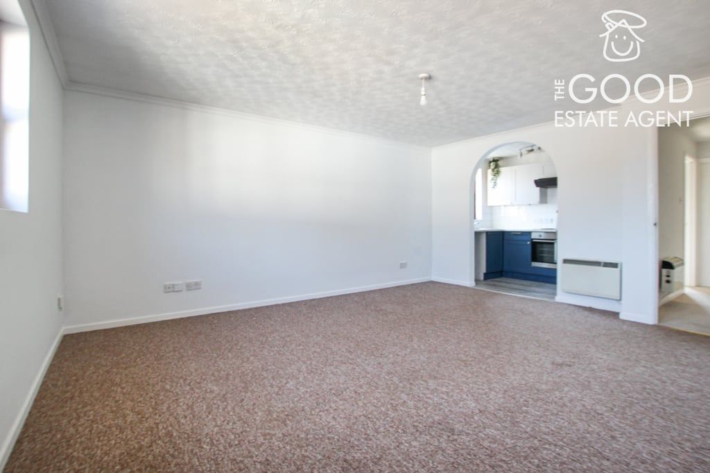 Property photo 3 of 11