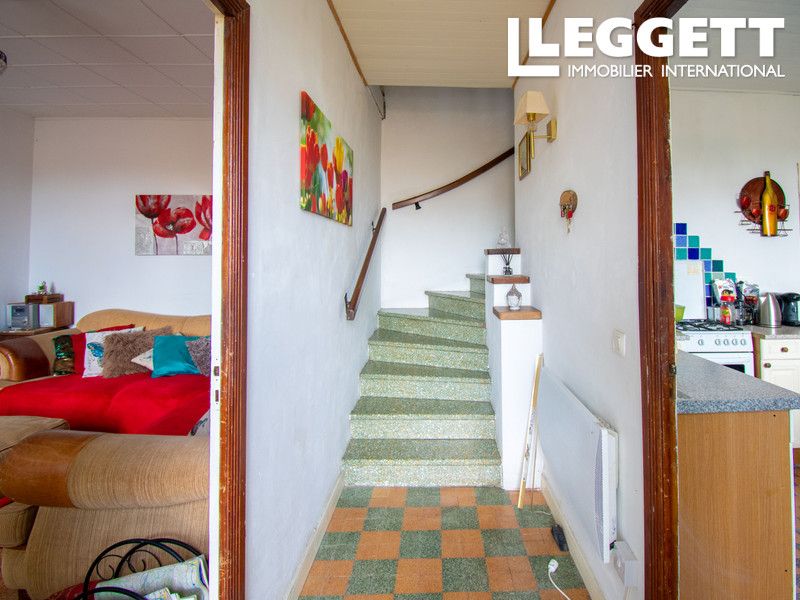 Property photo 3 of 10