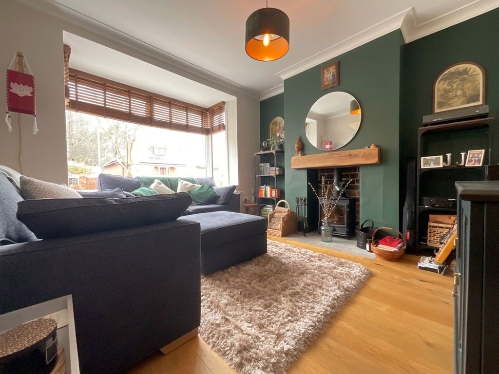 Property photo 2 of 25