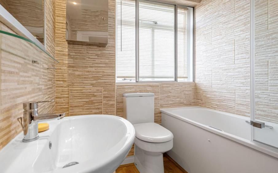 Property photo 3 of 9 20-15 Portman Sq 2 05.08.Png