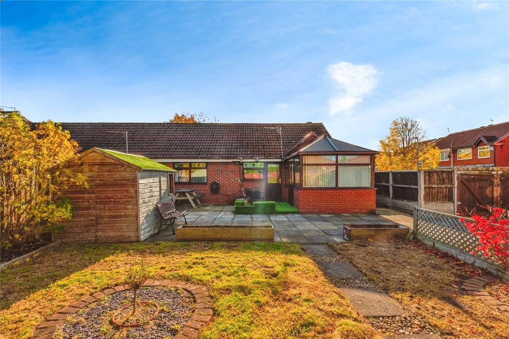 Property photo 2 of 17 Picture No. 15