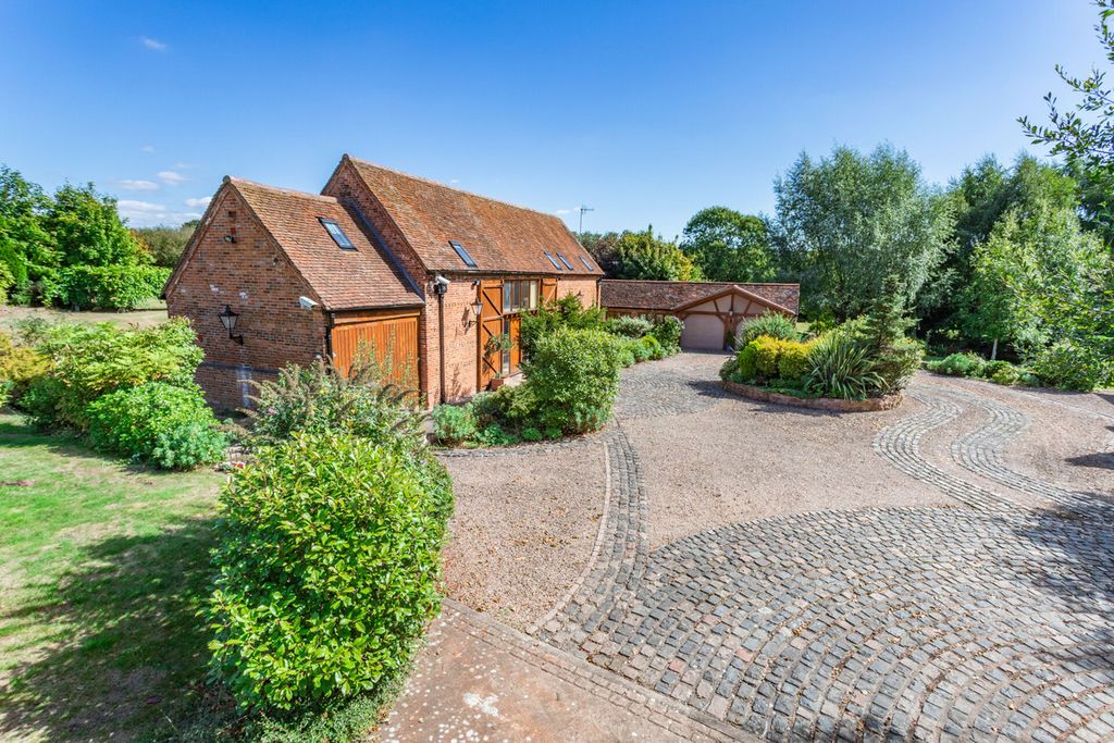 Property photo 1 of 35