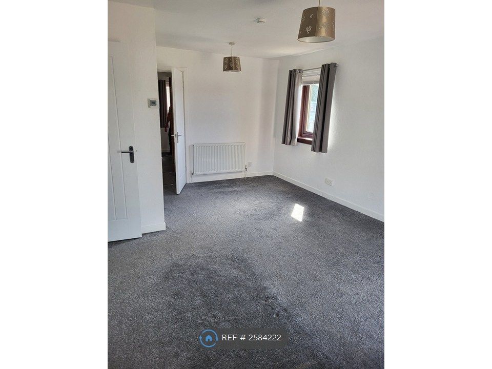 Property photo 3 of 3