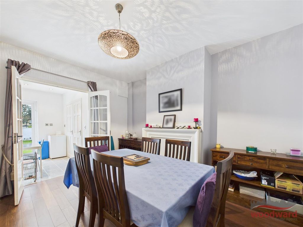 Property photo 3 of 18 Dining Room