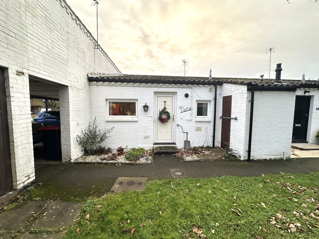 Property photo 1 of 8