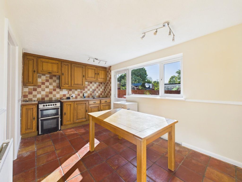 Property photo 3 of 14 Cam05010G0-Pr0091-Still008.Jpg