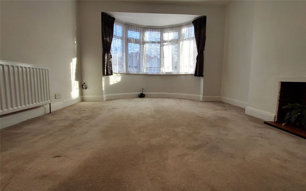 Property photo 2 of 14 Picture No. 04