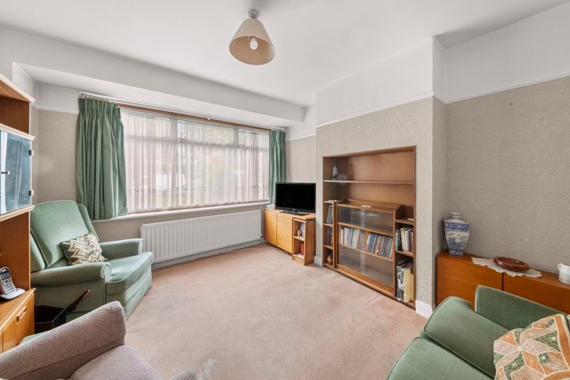 Property photo 3 of 17 Photo 12