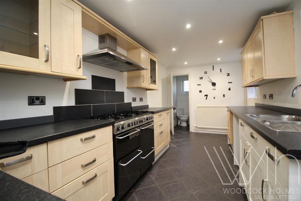 Property photo 2 of 13 Kitchen 1 .Jpg