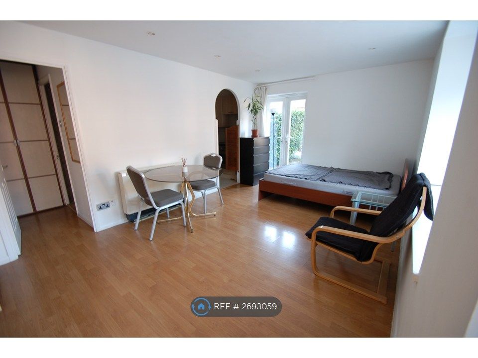 Property photo 2 of 6