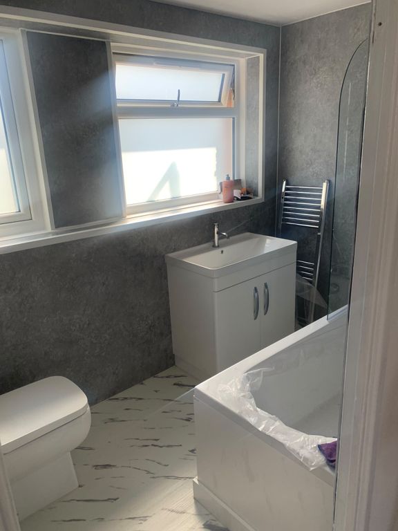Property photo 1 of 3