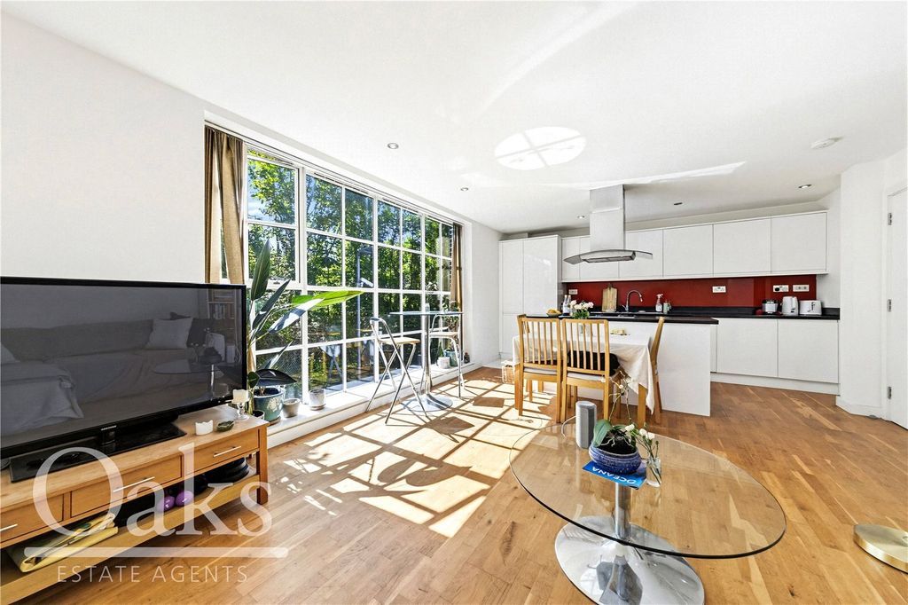 Property photo 3 of 10 Picture No. 03