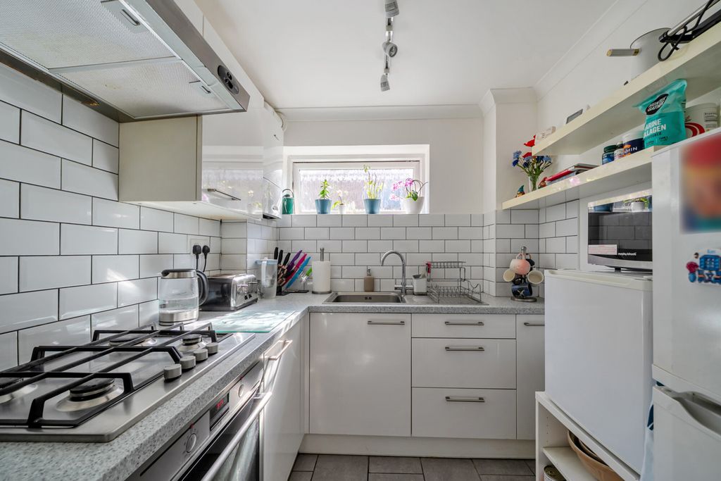 Property photo 2 of 13 Kitchen