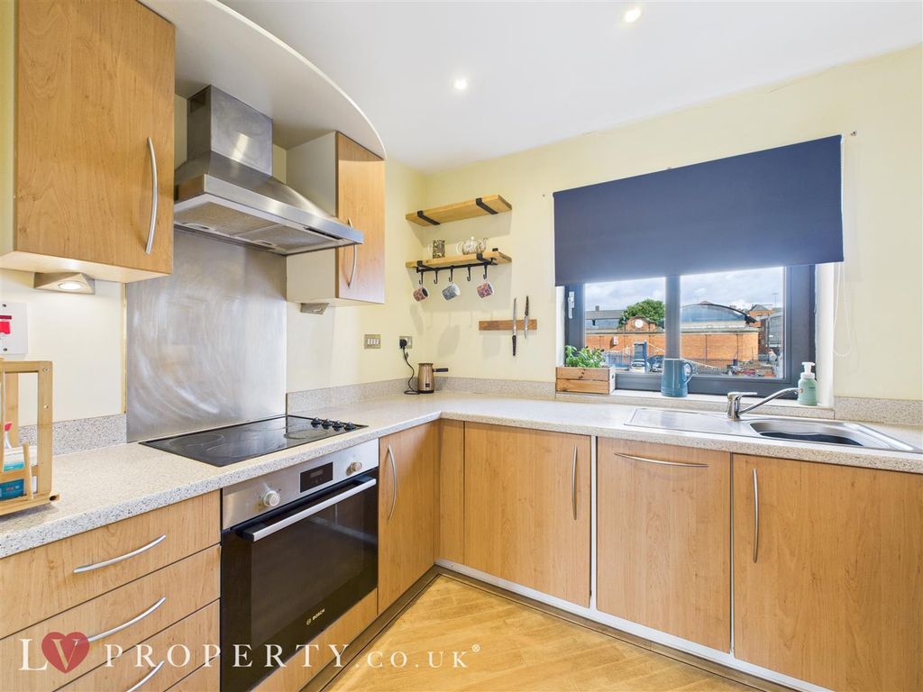 Additional image 6 of 2 bed flat for saleNewhall Court, George Street, Birmingham B3