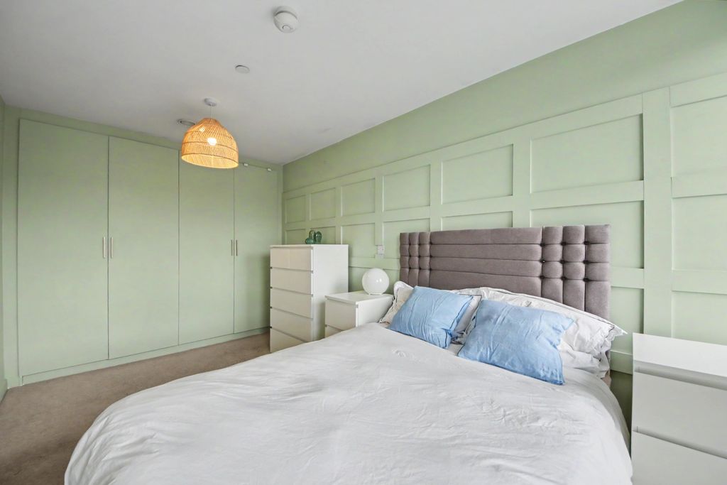 Property photo 3 of 13 Img_1472