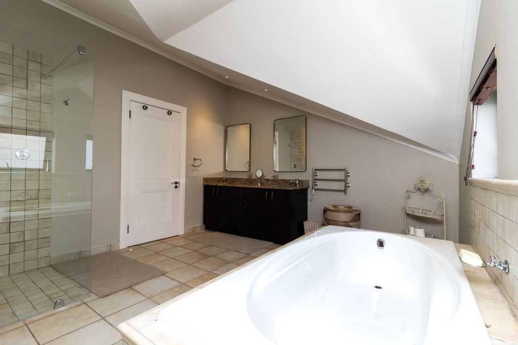Property photo 1 of 57