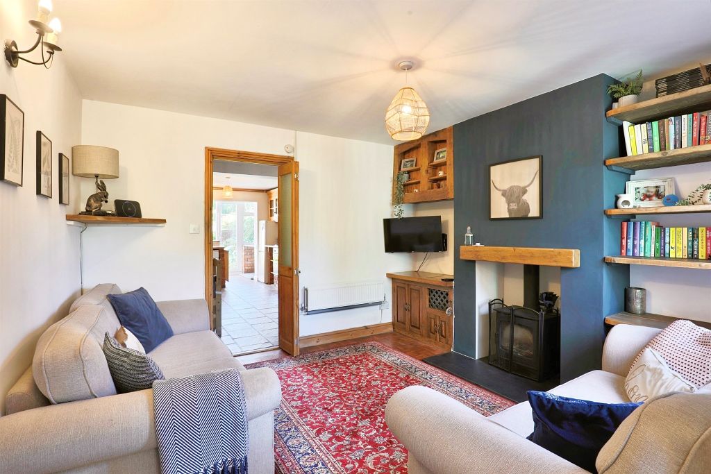 Property photo 2 of 20