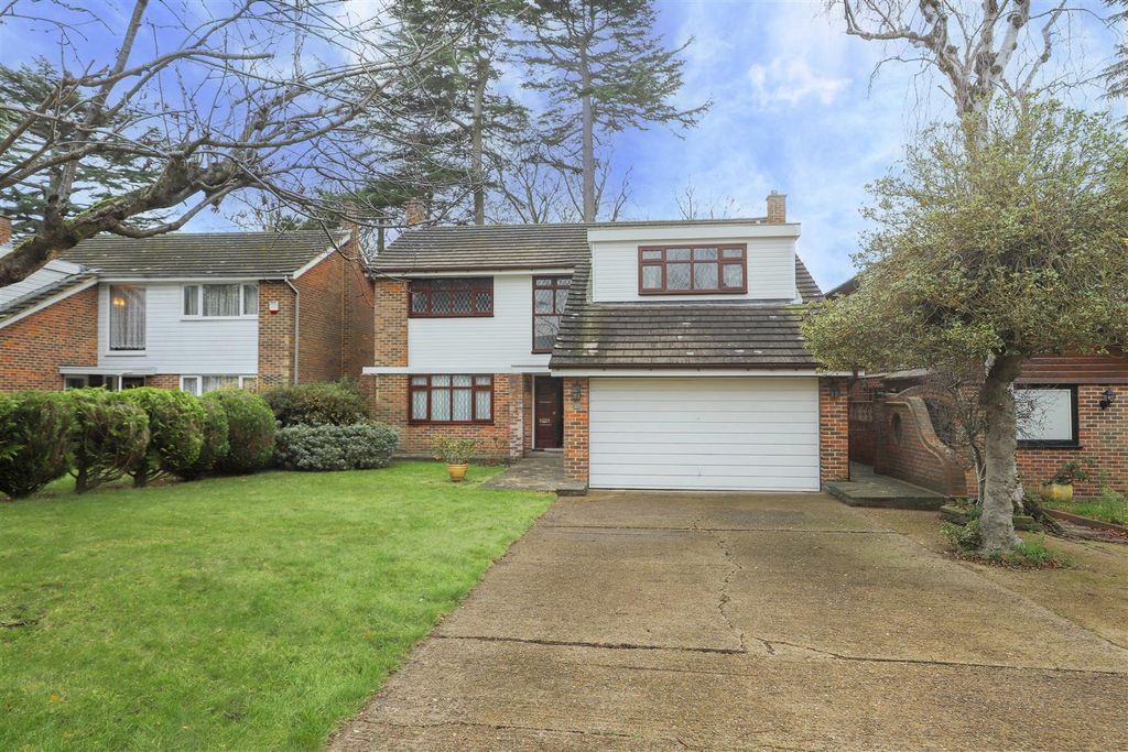 Property photo 1 of 15 Front