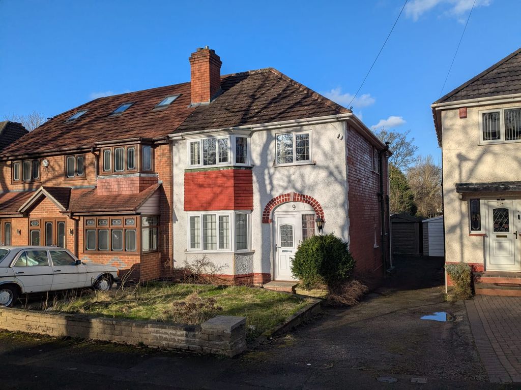 Property photo 1 of 11 Exterior