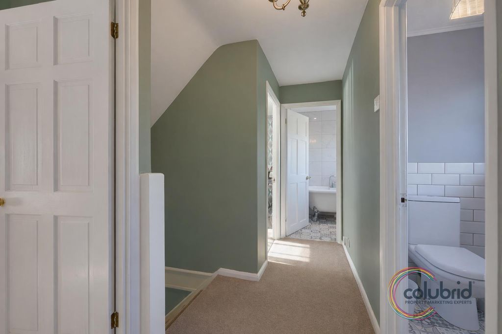 Additional image 17 of 4 bed end terrace house for saleWhitmore Avenue, Grays RM16
