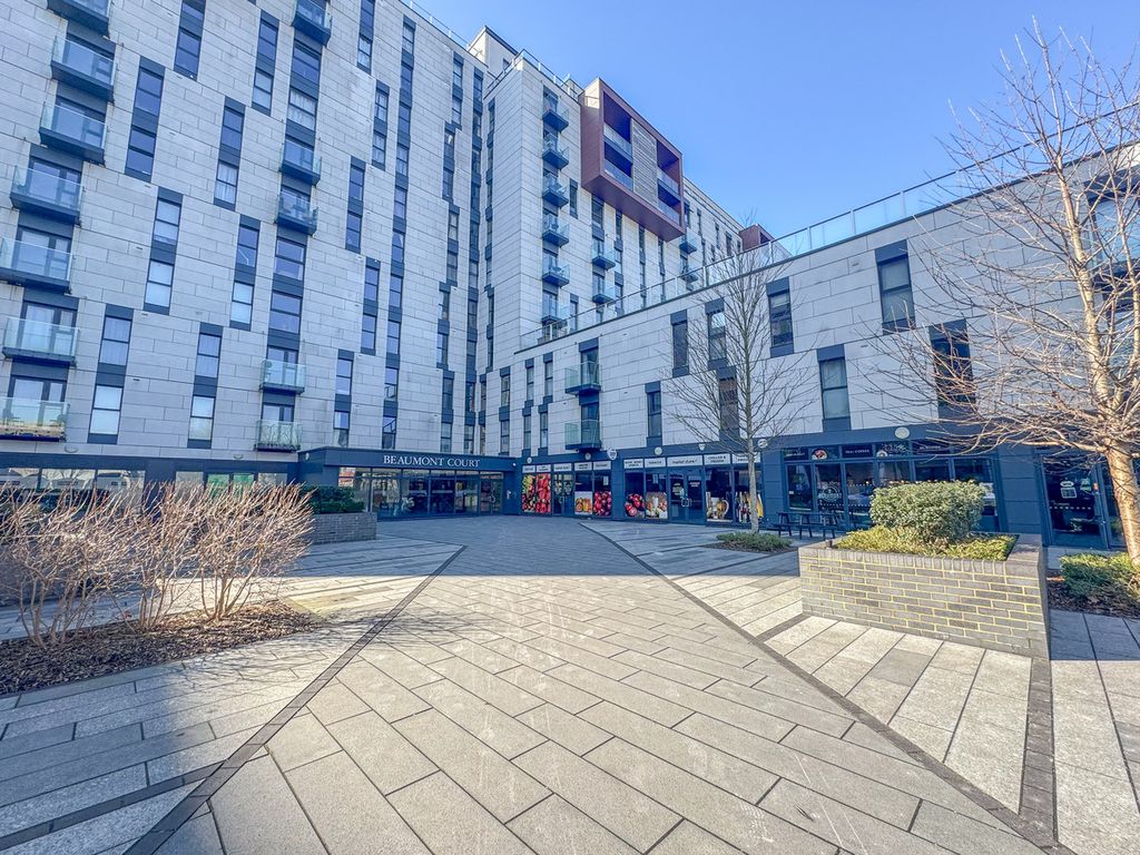 Property photo 1 of 12