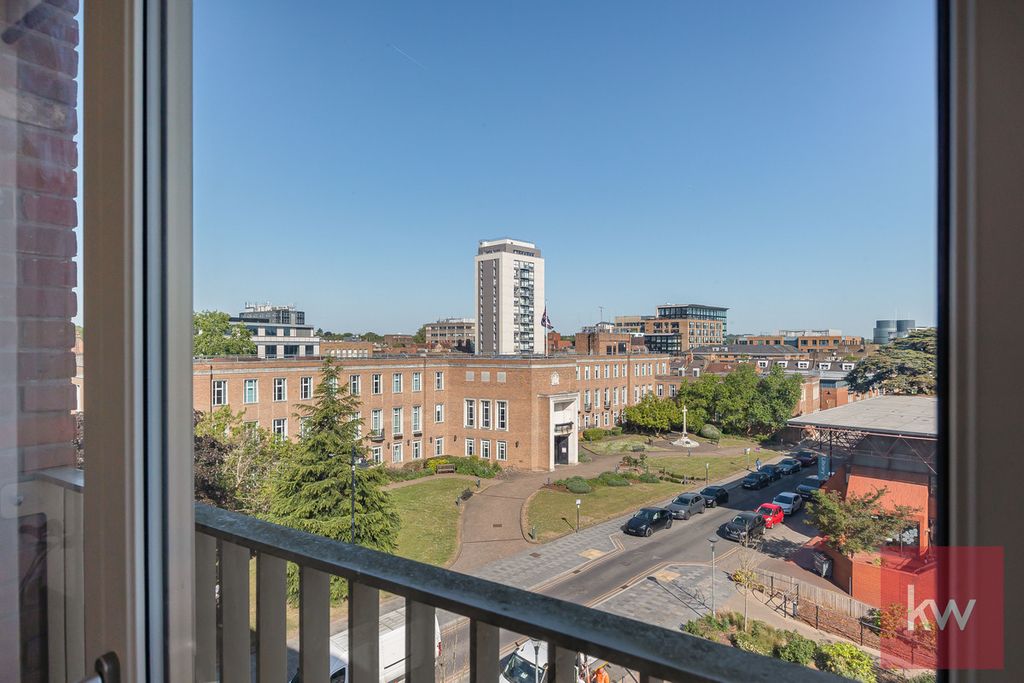 Additional image 9 of 2 bed flat for saleSt. Ives Road, Maidenhead, Berkshire SL6