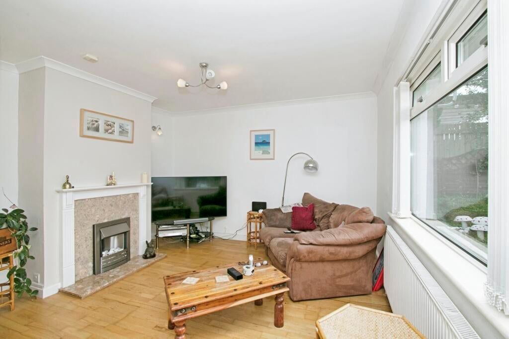 Property photo 2 of 22