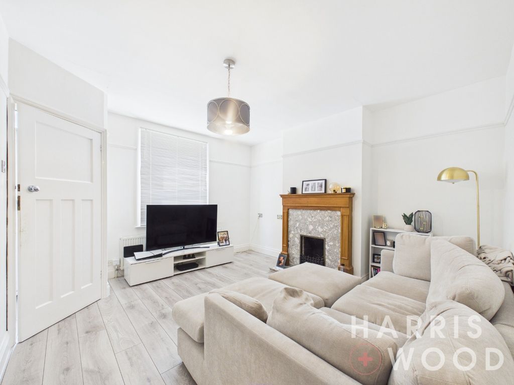Property photo 3 of 17 5254693