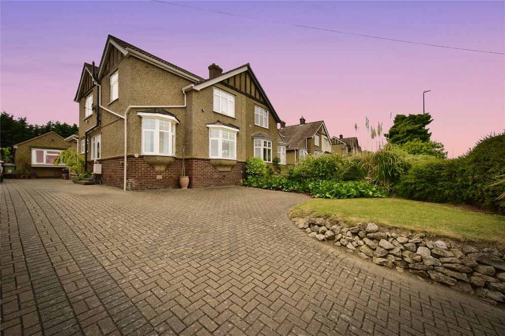 Property photo 1 of 31 Picture No. 37