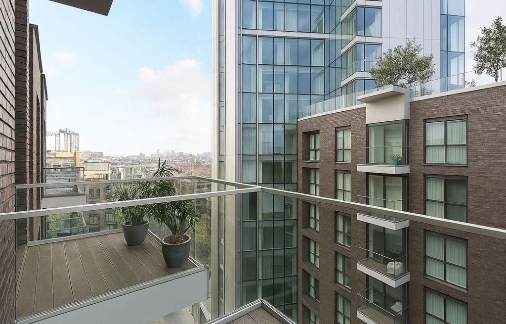 Property photo 3 of 7