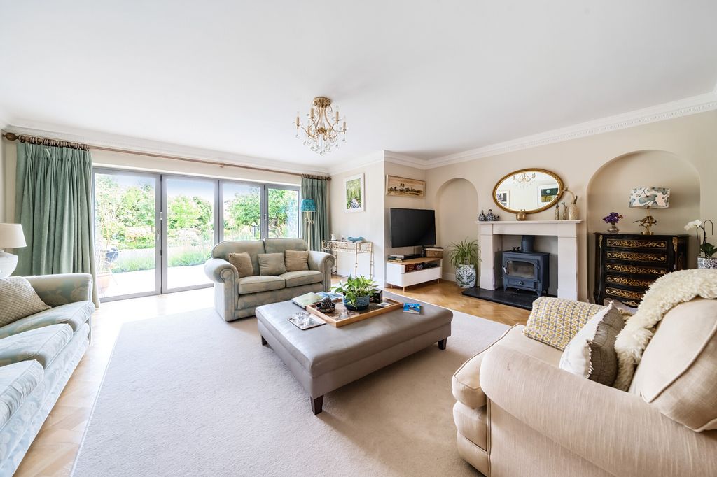 Property photo 3 of 15