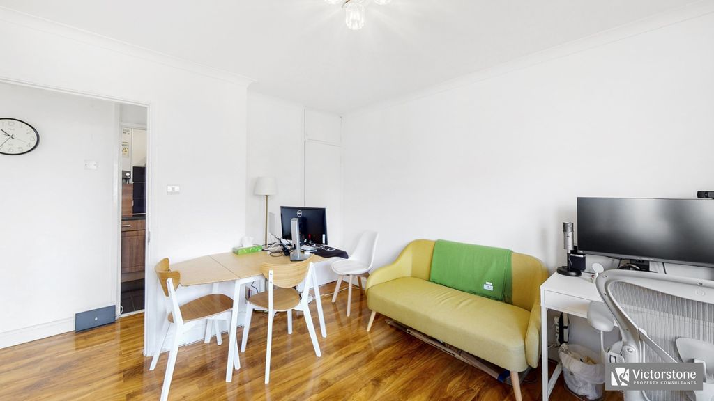 Property photo 1 of 9 1443011