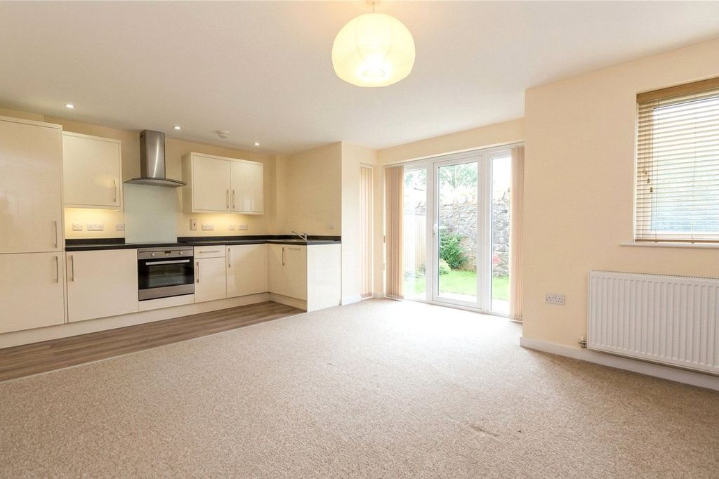 Property photo 1 of 8 Picture No. 27
